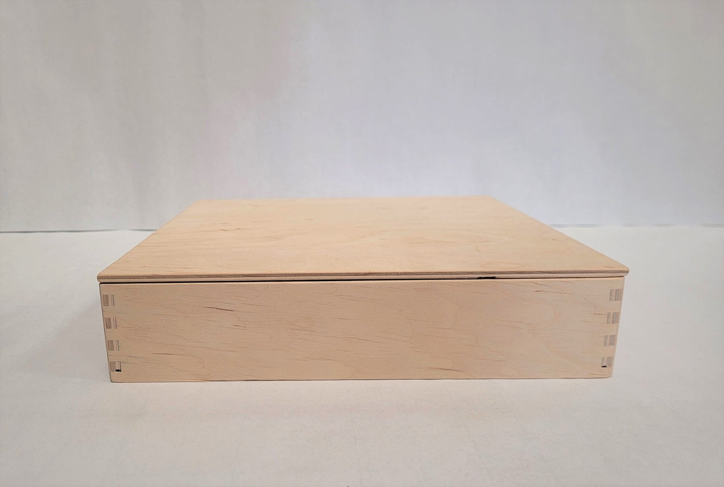 Alexander Toys Houten speelbak met deksel (25x25x5cm)